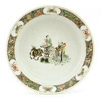 Lot 124 - A Chinese famille verte planter