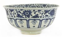 Lot 22 - A large Chinese blue and white bowl