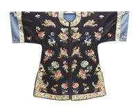 Lot 284 - A Chinese embroidered robe