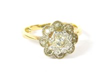 Lot 12 - Diamond cluster ring