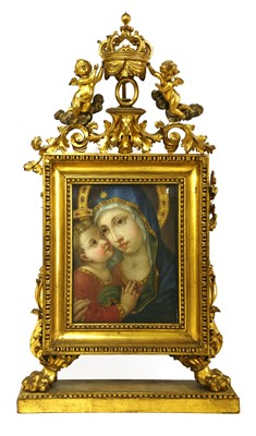 Lot 812 - A carved giltwood table frame