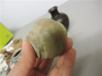 Lot 19 - A collection of Chinese jarlets
