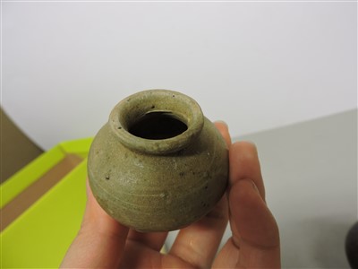 Lot 19 - A collection of Chinese jarlets