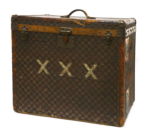 Lot 767 - An early 20th century French leather-bound trunk possibly by Goyard
