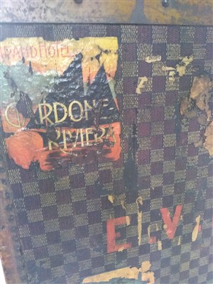 Lot 767 - An early 20th century French leather-bound trunk possibly by Goyard