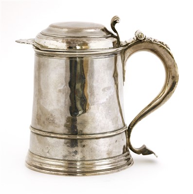 Lot 82 - A Queen Anne provincial silver tankard