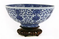 Lot 55 - A Chinese blue and white bowl