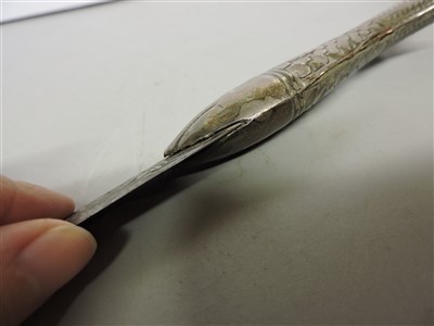 Lot 1 - An Indo-Persian silver dagger