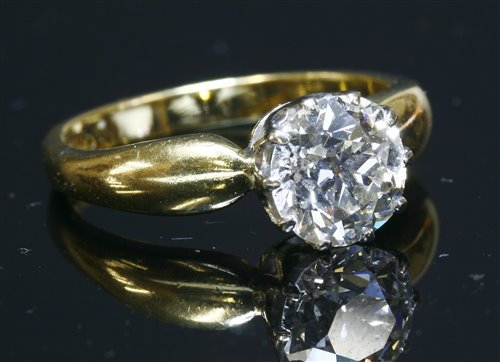 Lot 45 - An 18ct gold single stone diamond ring