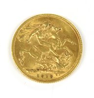 Lot 31 - George V sovereign 1913