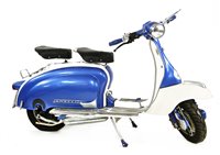 Lot 1 - A Lambretta Innocenti 125 li Series Li motor scooter