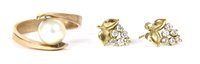Lot 82 - A collection of costume jewellery