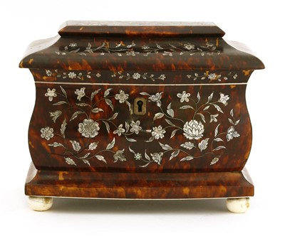 Lot 178 - A George III tortoiseshell tea caddy