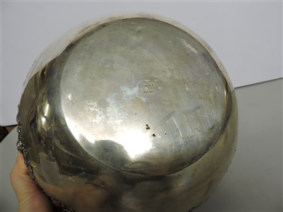 Lot 5 - A Thai silver bowl and a ladle