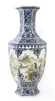 Lot 125 - A Chinese blue and white vase