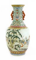 Lot 92 - A Chinese famille rose vase