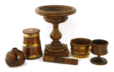 Lot 545 - An Italian Grand Tour walnut tazza