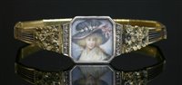 Lot 90 - A Belle Époque gold and diamond set painted miniature plaque bracelet, c.1915
