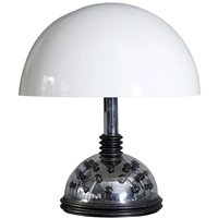 Lot 472 - An Italian table lamp
