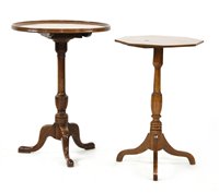 Lot 539 - A George III mahogany tripod table