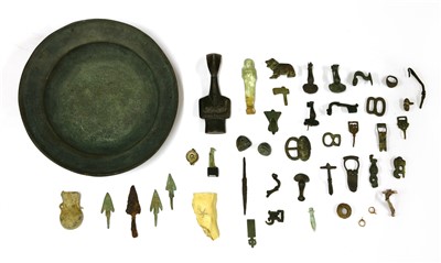 Lot 229 - Antiquities