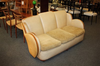 Lot 67 - An Art Deco cloud suite
