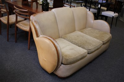 Lot 67 - An Art Deco cloud suite