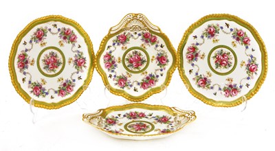Lot 272 - A Spode Copeland ten-piece china dessert service