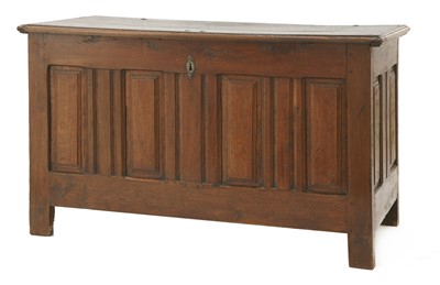 Lot 9 - An oak coffer