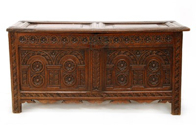 Lot 195 - An oak coffer