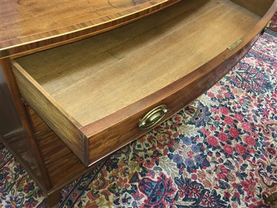 Lot 25 - A George III strung and crossbanded mahogany bow front chest of drawers
