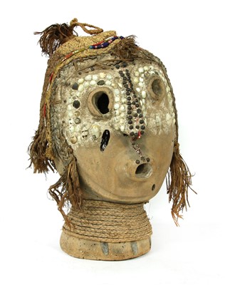 Lot 201 - An unusual African softwood head