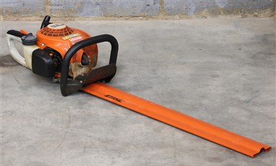 Lot 421 - A Stihl HS45 petrol hedge strimmer