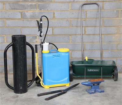 Lot 418 - A Knapsack spray