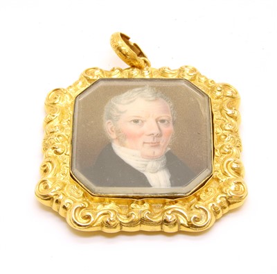 Lot 32 - A 19th Century portrait miniature of a gentleman