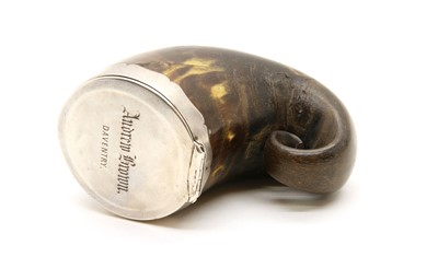 Lot 108 - A Victorian Scottish silver and horn snuff mull