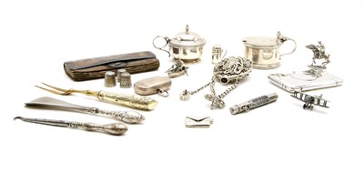 Lot 41 - A box of silver items