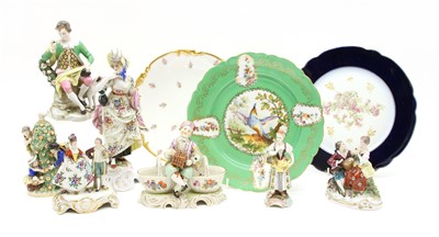 Lot 197 - A collection of Continental figural groups