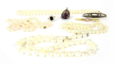 Lot 13 - A sterling silver amethyst crystal pendant