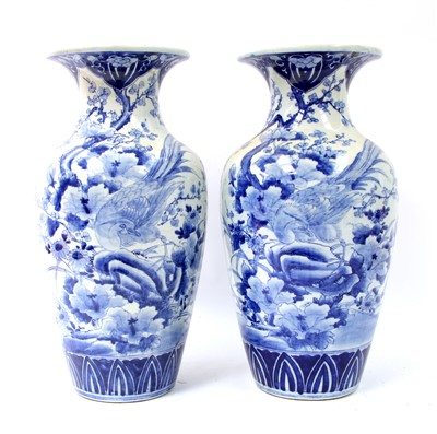Lot 308 - A pair of Chinese blue and white baluster vases