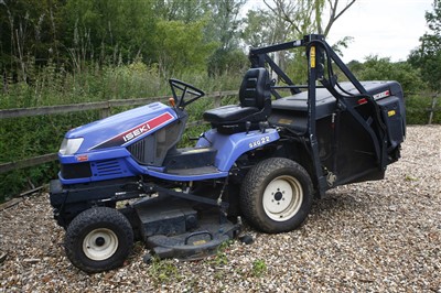Lot 210 - An Iseki 5XG22 ride-on mower