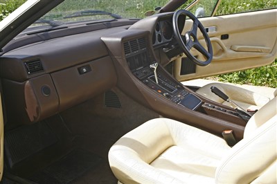 Lot 3 - 1986 Ferrari 412i