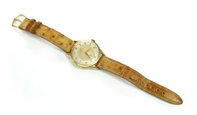 Lot 26 - A Longines gentleman's Automatic strap watch