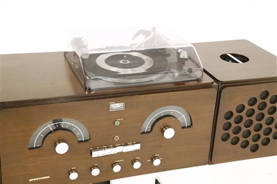 Lot 205 - An RR126 Radiofonografo