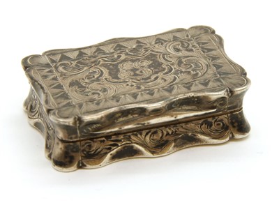 Lot 14 - A Victorian silver vinaigrette