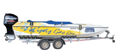 Lot 10 - A Phantom 23ft powerboat