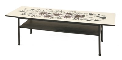 Lot 471 - A coffee table