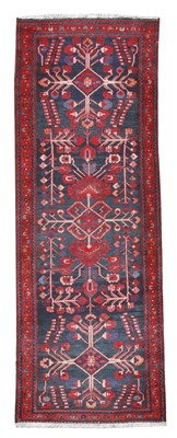 Lot 394 - A Hamadan runner