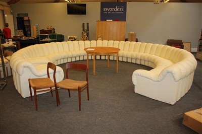 Lot 306 - A contemporary De Sede ‘Non-Stop’ sofa