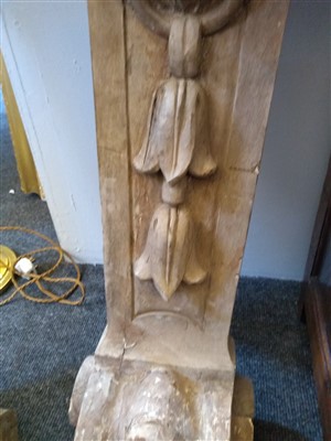 Lot 367 - A pair of carved wood caryatid brackets